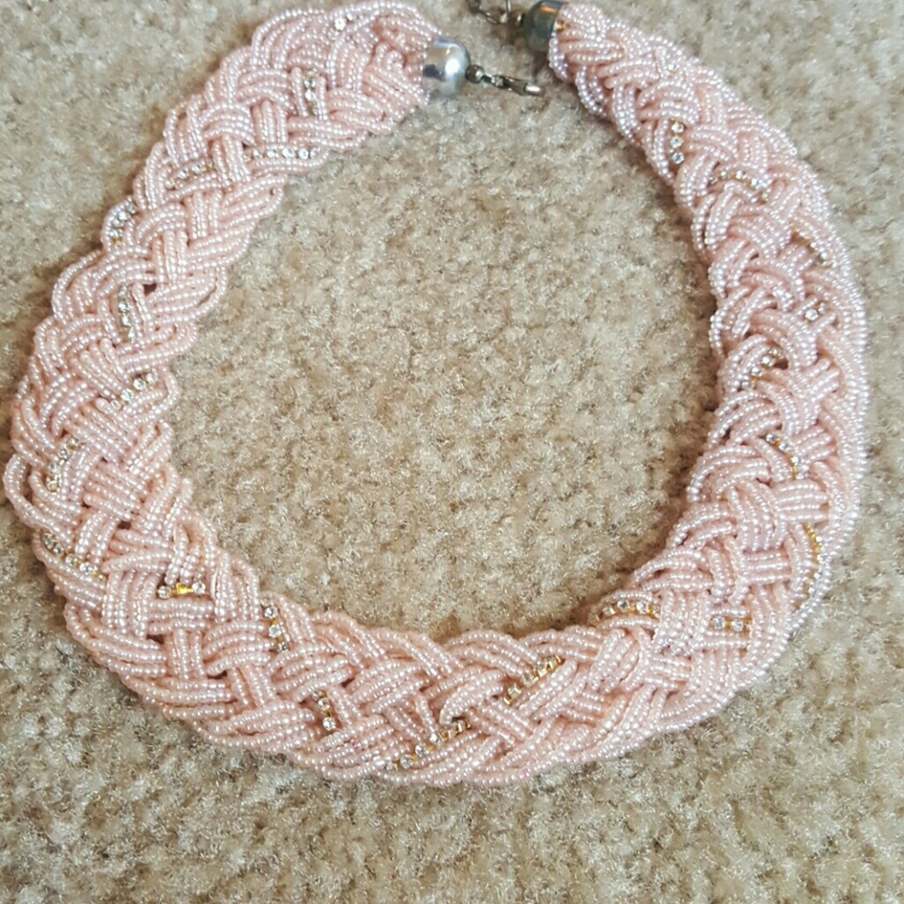 Braided pink and gold necklace