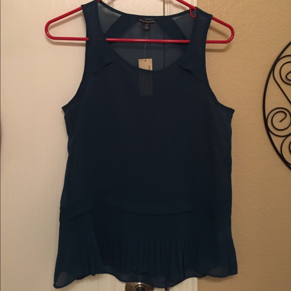 American Eagle top