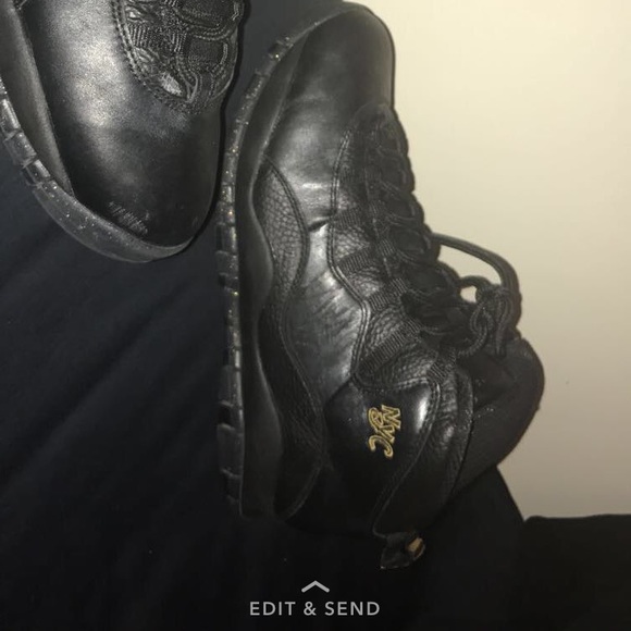 Jordan Shoes - Picture 3 of 3