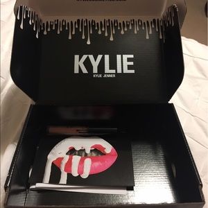 Kyle Cosmetics Literally Gloss