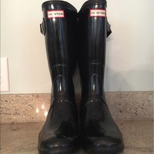 Hunter Huntress Glossy Black Wide Calf Tall Boots