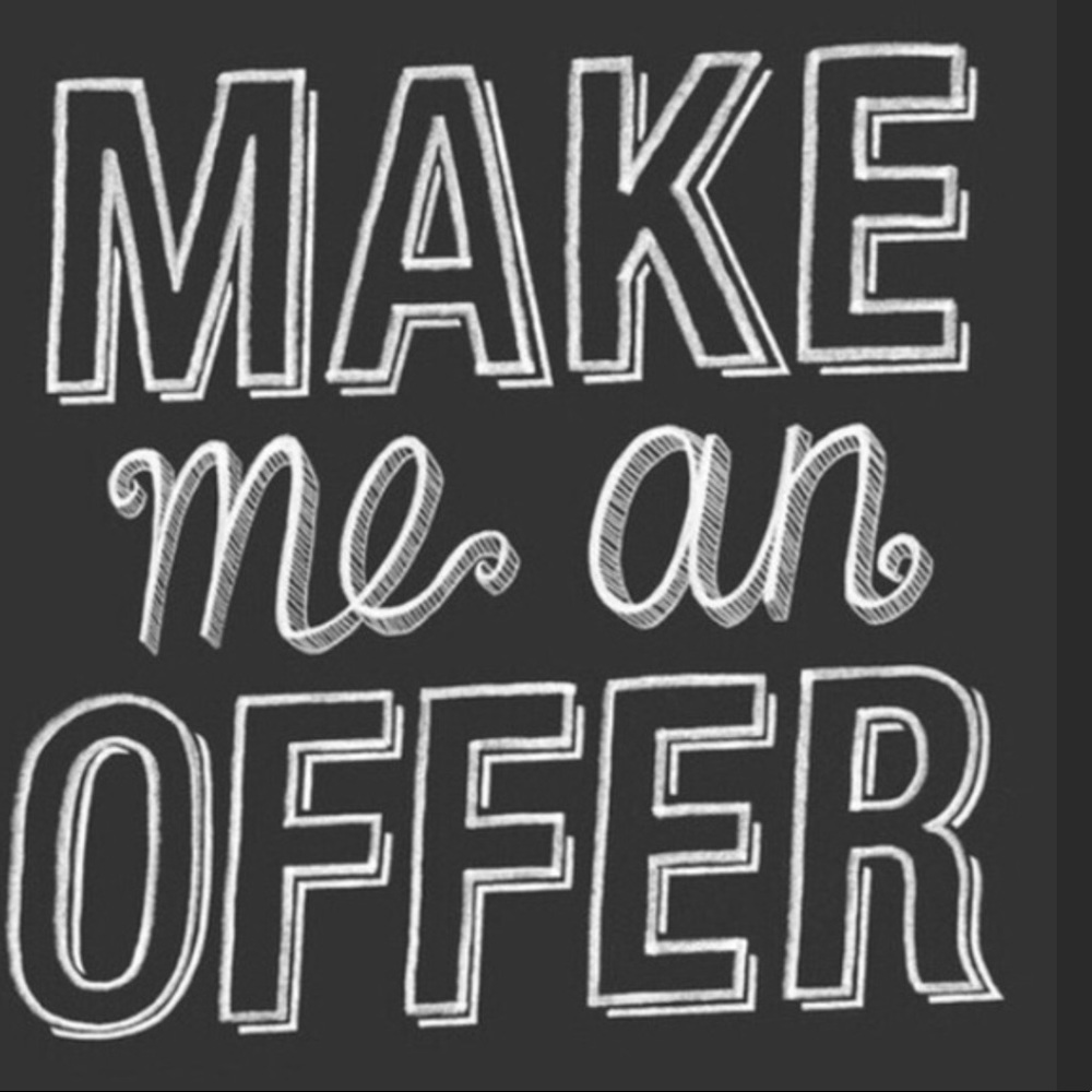 All reasonable offers considered 💕