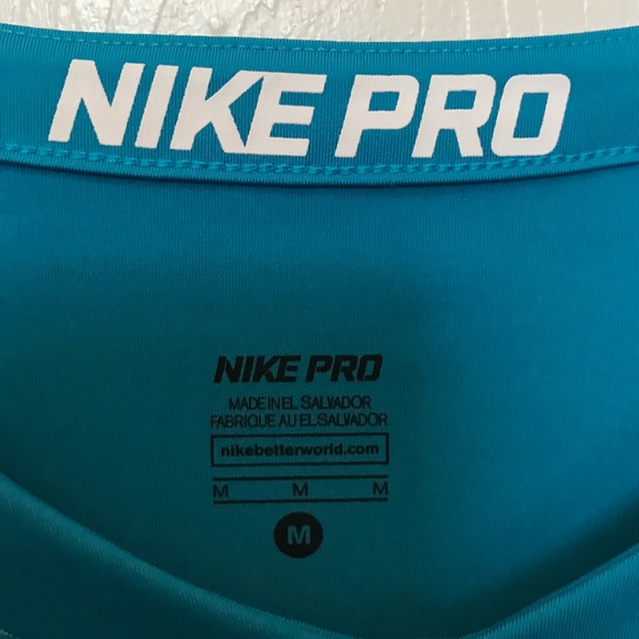 Nike Coolgear Top - Picture 2 of 2