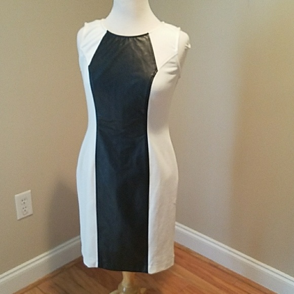 Interview Dress - Picture 1 of 5