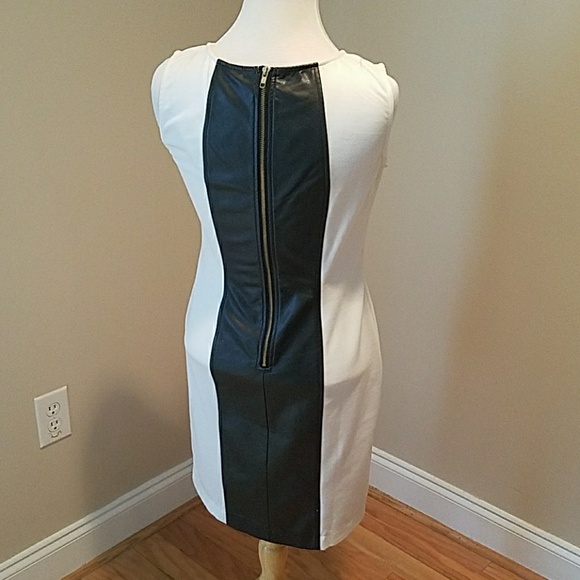 Interview Dress - Picture 2 of 5