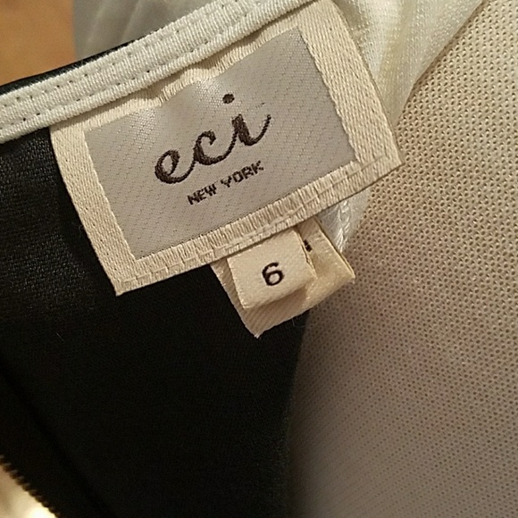 Interview Dress - Picture 4 of 5