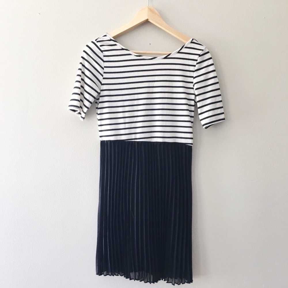 CLOSING 2/8 MUST GO Two in one dress