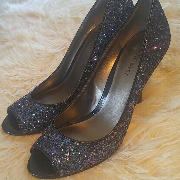 FUN Glitter Nine West heels - Picture 2 of 8