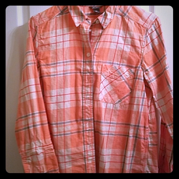 Long sleeve button up shirt - Picture 1 of 3
