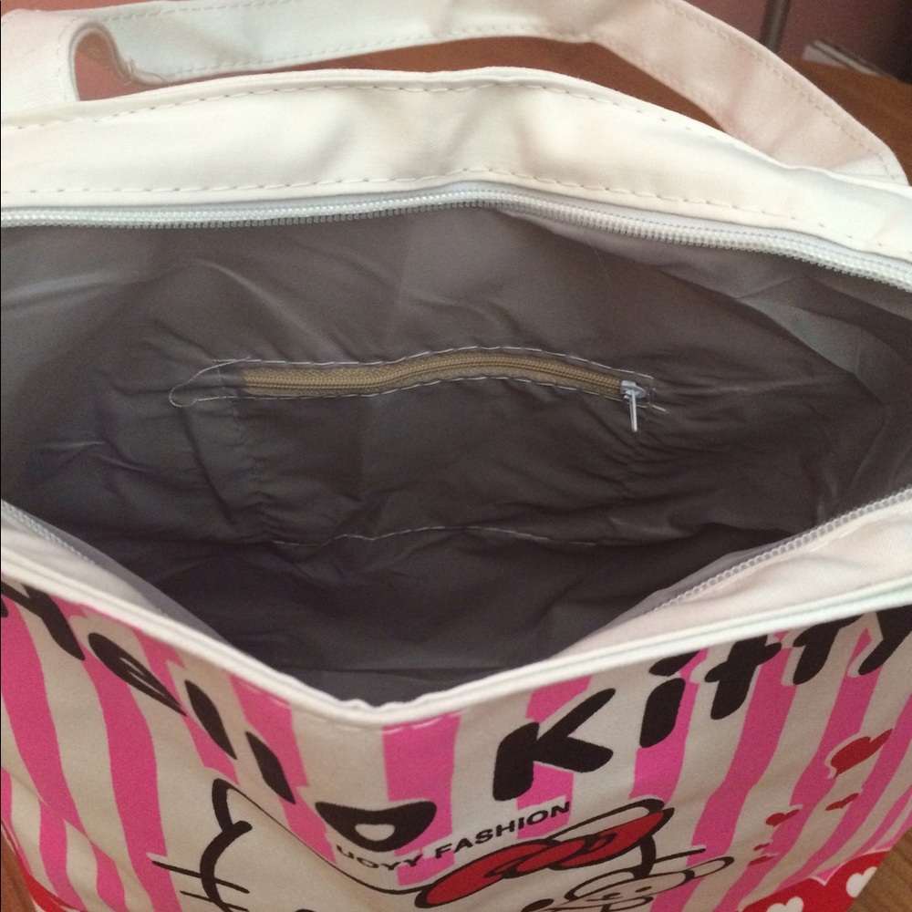 NWOT Hello Kitty Beach Tote Bag - Picture 5 of 7