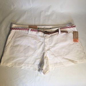 Super cute Mossimo white belted shorts