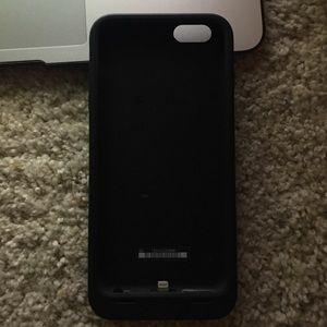 iPhone 6s Plus Mophie charging phone case