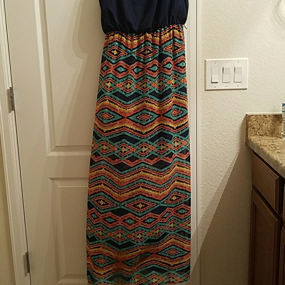 Summer dress - Picture 2 of 4