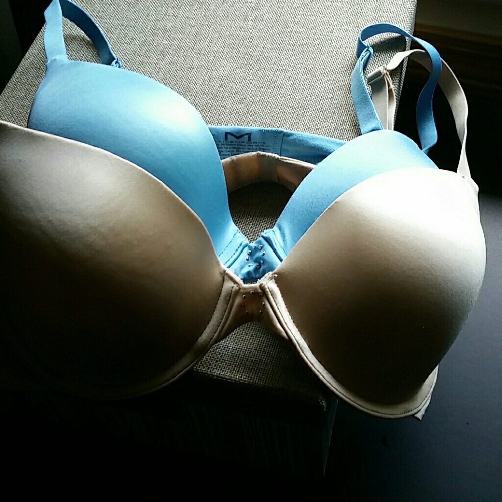 2 Bras, 36C Maidenform