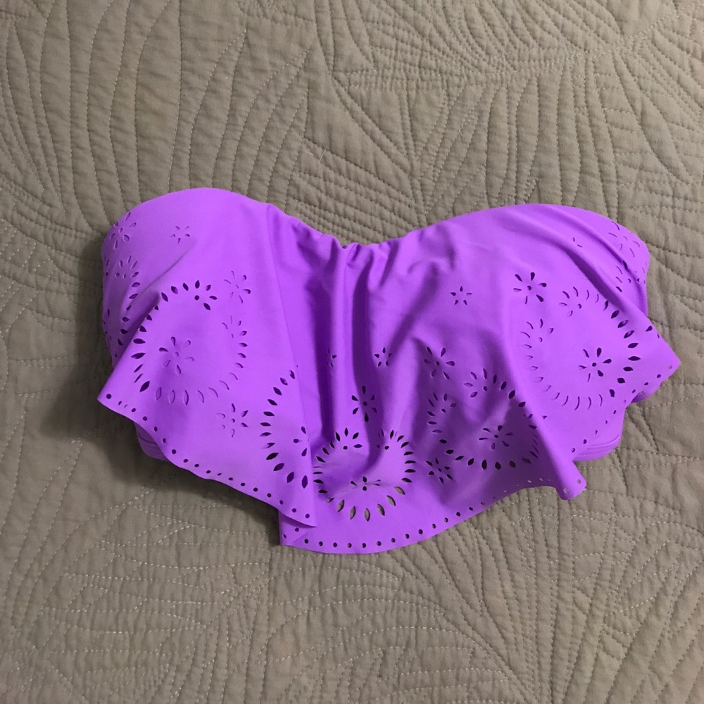 Xhilaration bathing suit top