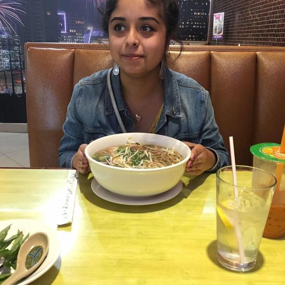 Meet your Posher, Sarah elizabeth - Picture 1 of 1