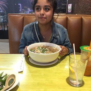 Meet your Posher, Sarah elizabeth