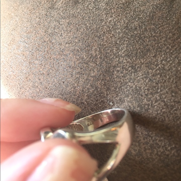 Peridot Arya Ring 🌿 - Picture 6 of 8