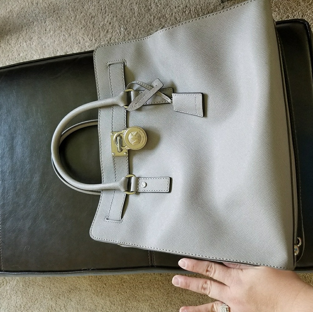 Michael Kors grey purse