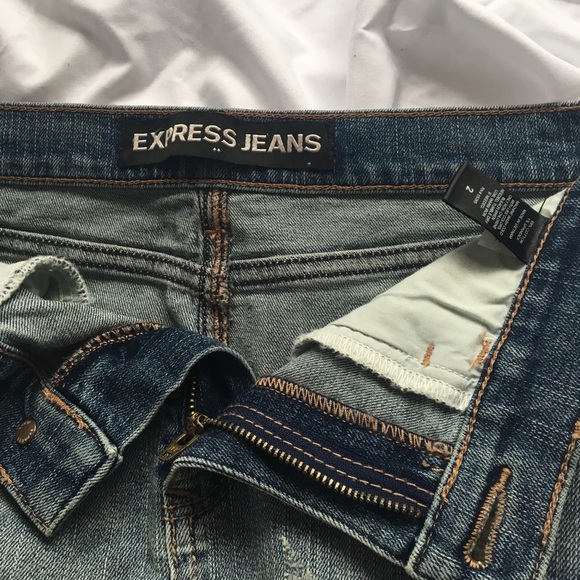 Express jean skirt size 2 - Picture 3 of 3