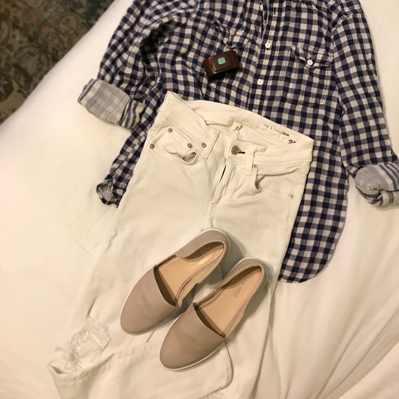 rag & bone Denim - 💥FLASH SALE💥Rag & Bone White Jeans