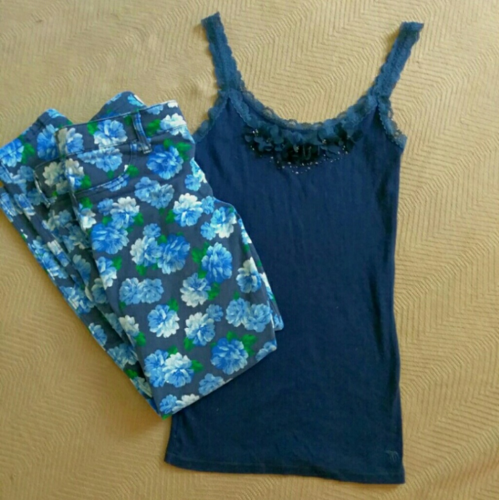 Abercrombie and Fitch cropped skinny jeans & tank