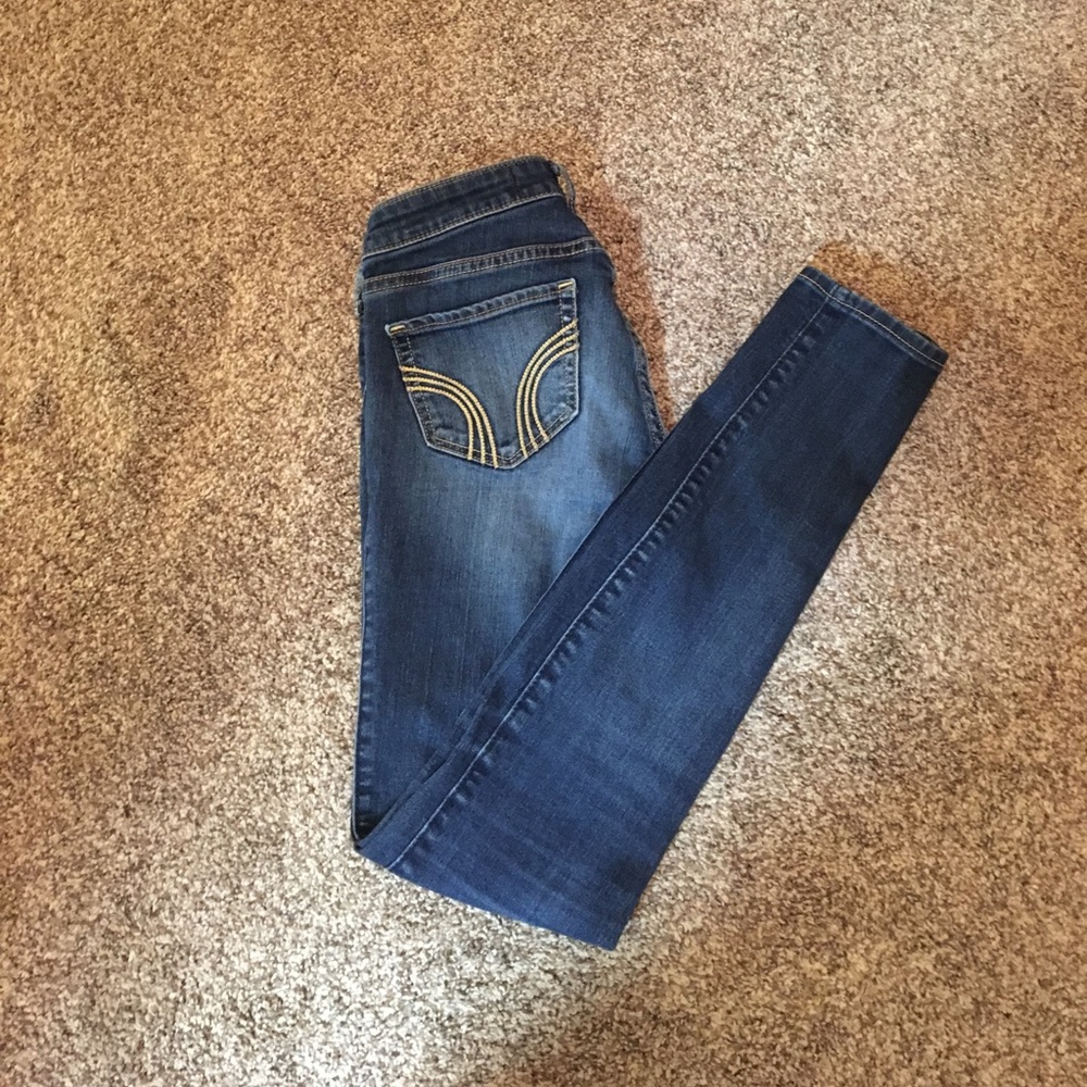 Hollister Skinny jeans. Size 1 R