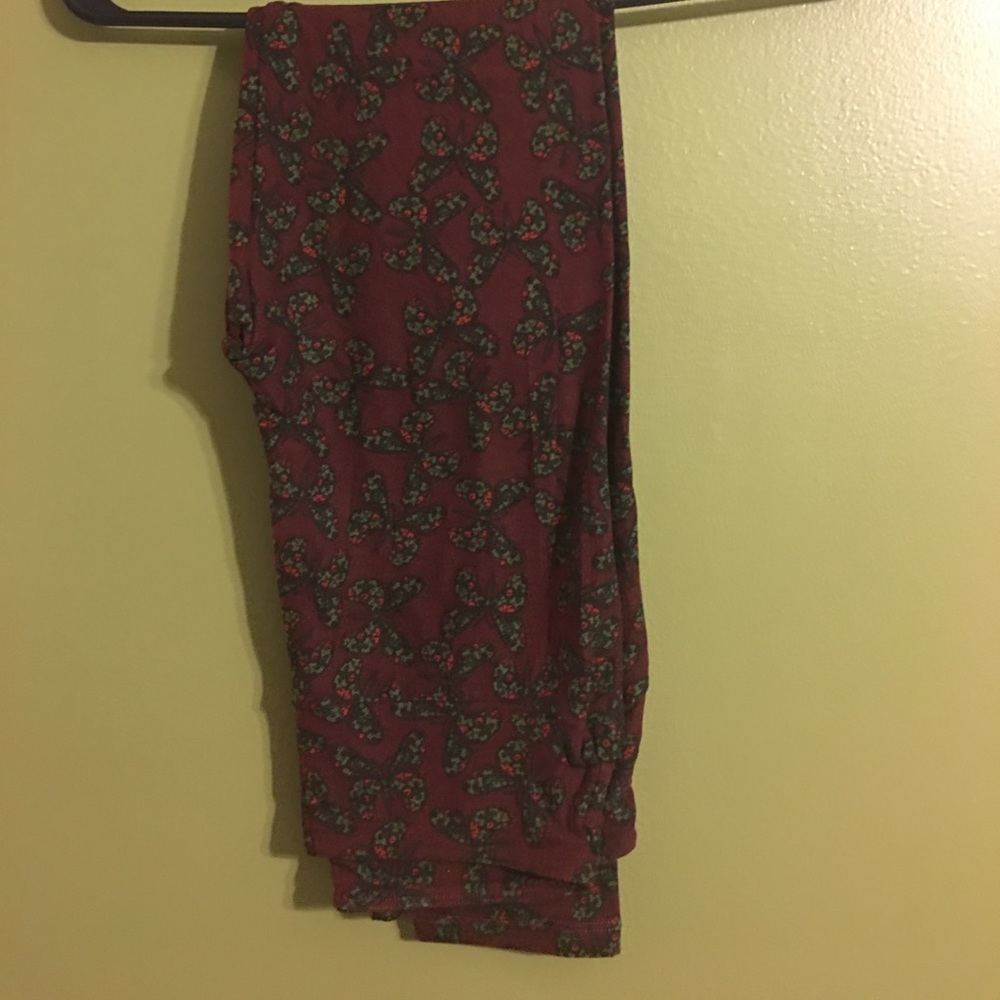 New with out tags butterfly leggings