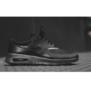 Triple black Nike air max Thea size 7.5