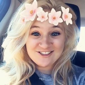 Meet your Posher, Kaila