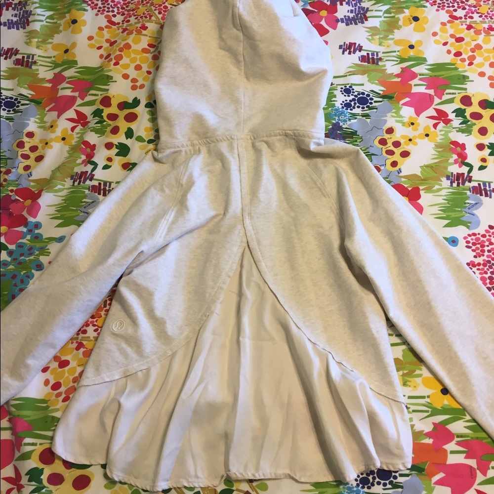 Lululemon pullover