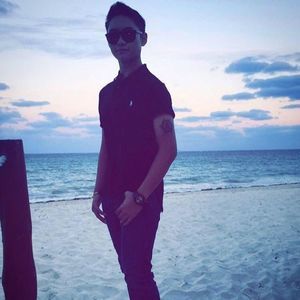 Meet your Posher, Lee