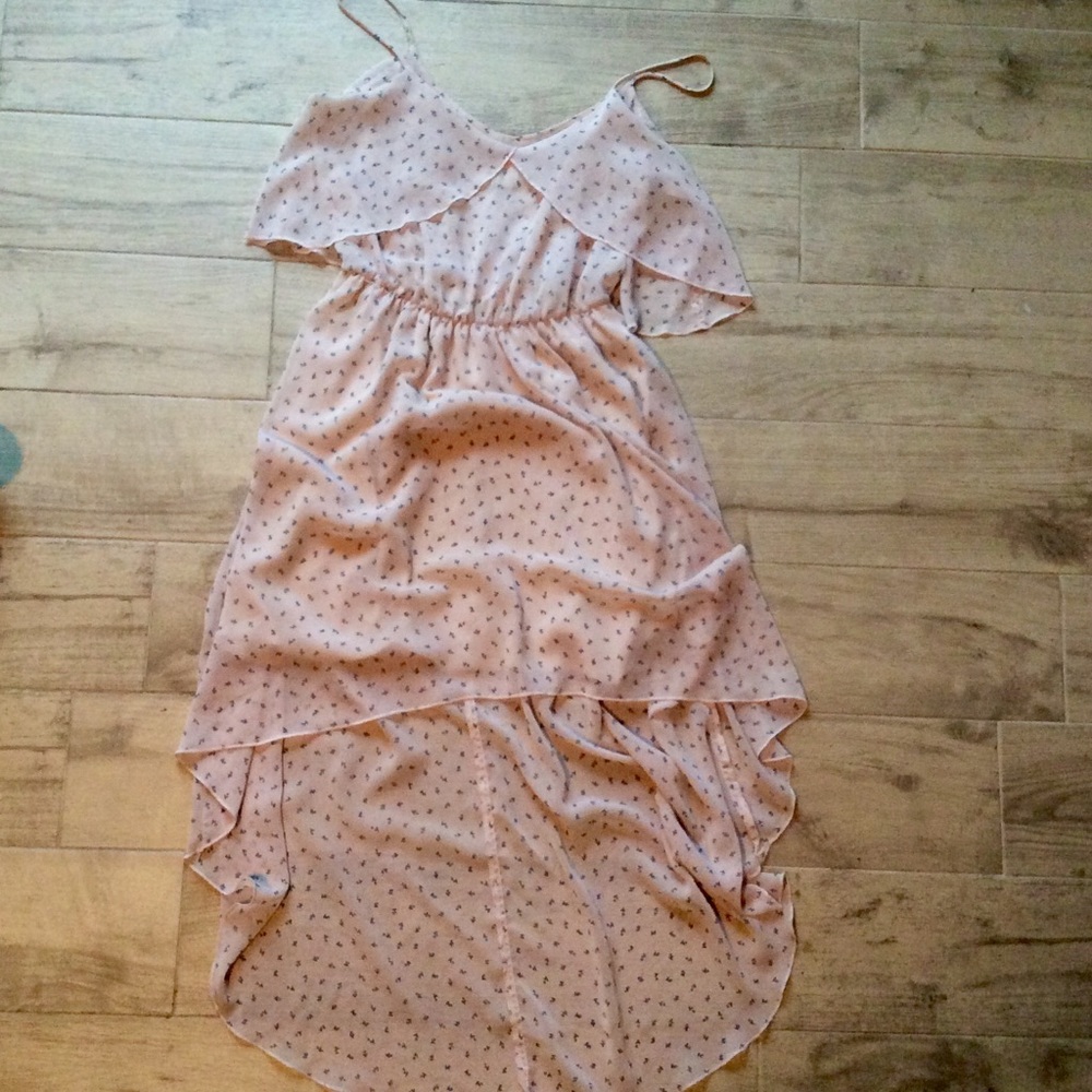 High Low Dress - Picture 2 of 3