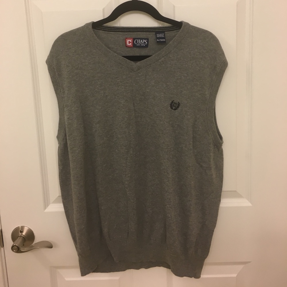 ‼️LAST CHANCE‼️ Gray Sweater Vest