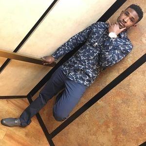 Meet your Posher, Elijah