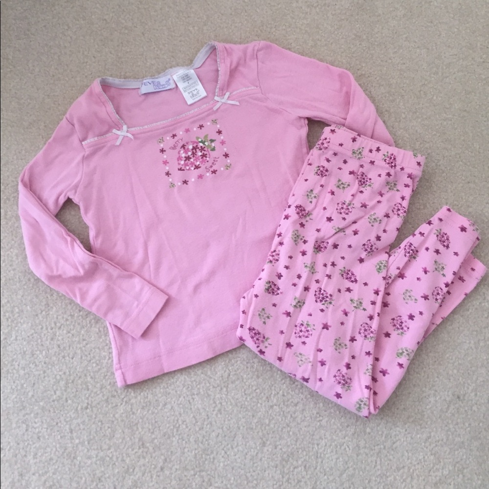 Size 4 Strawberry Pajamas