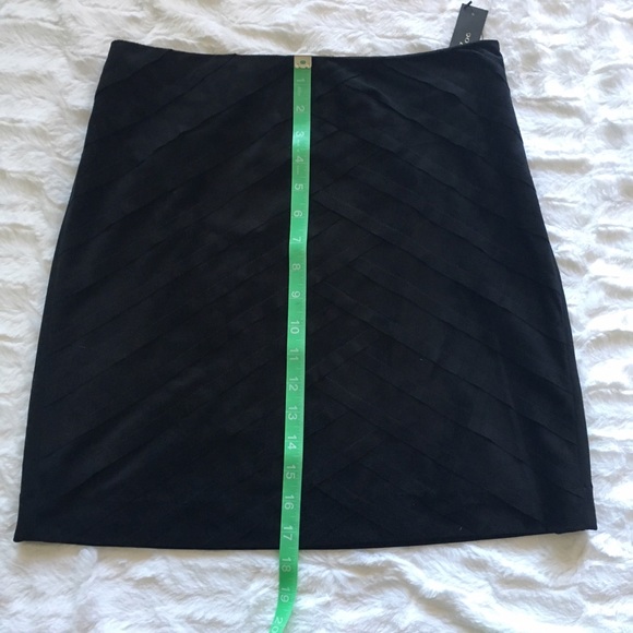 🍄Nie + Zoe petite pencil skirt 🍄 - Picture 6 of 8