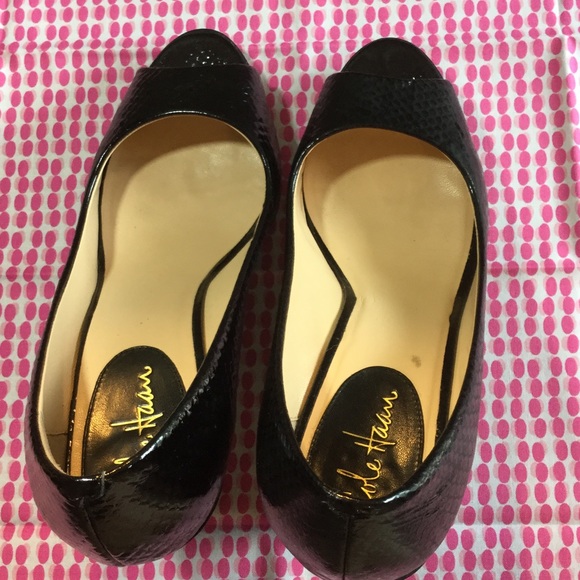 Cole Haan Margot Wedges. Sz 10 - Picture 6 of 7