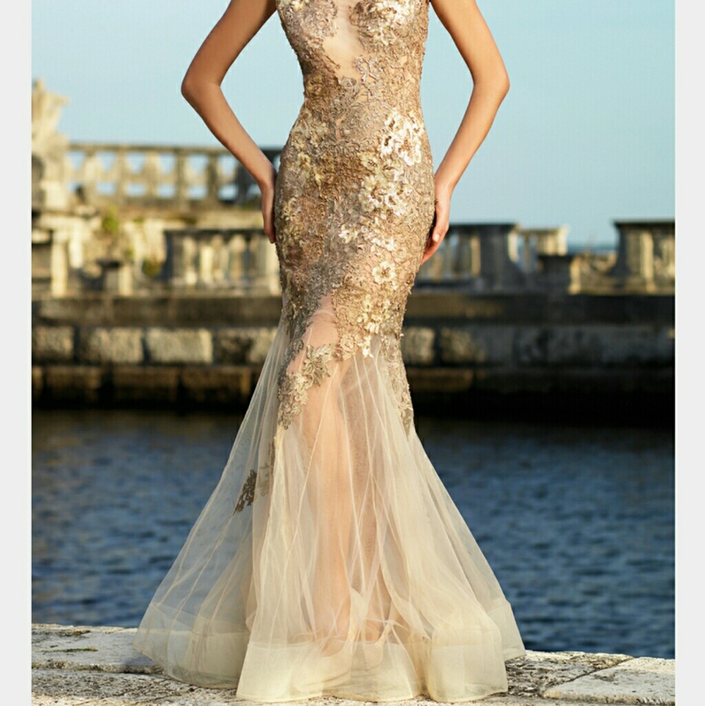 Alberto Makali lace applique Gown dress prom gala
