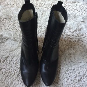Costume national black ankle boot