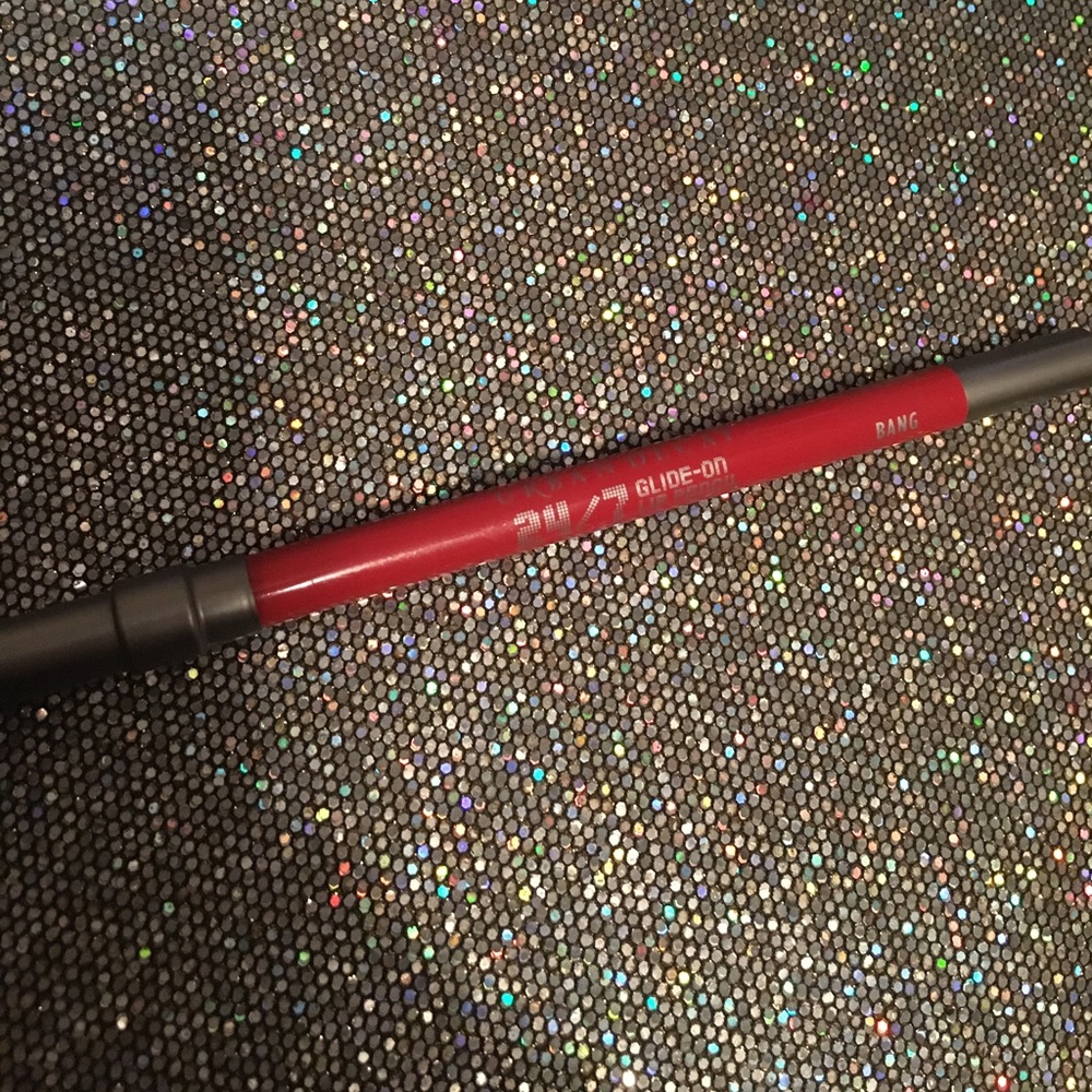 URBAN DECAY 24/7 GLIDE-ON LIP PENCIL 💋💋