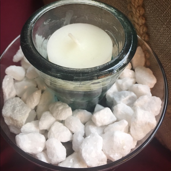 Candle center piece. 🌸 - Picture 2 of 3