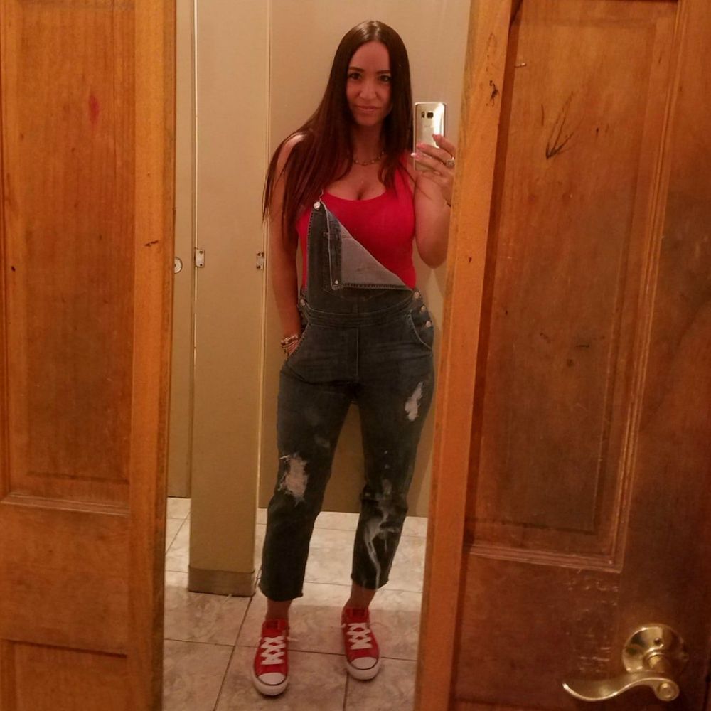 Meet your Posher, Stefanie