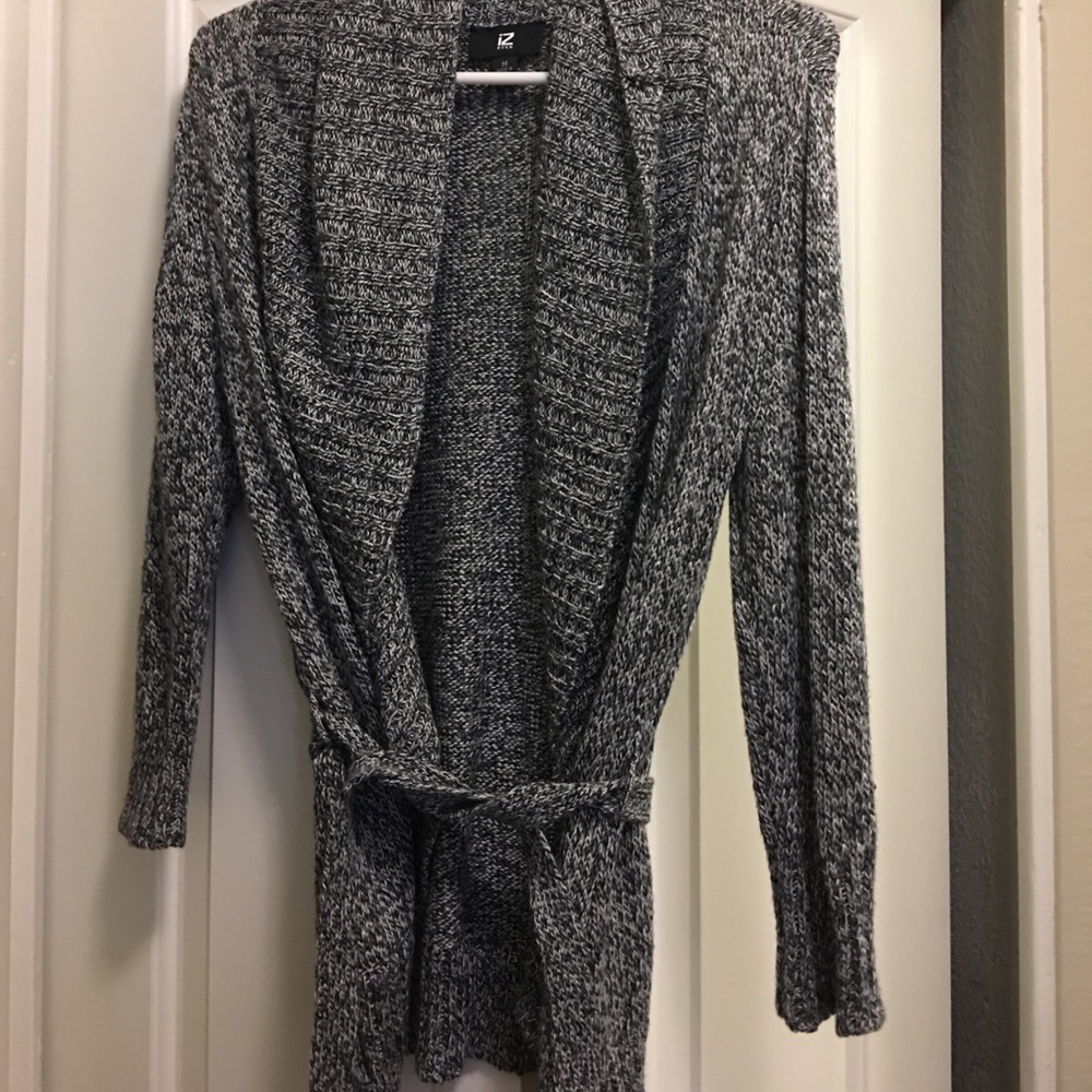 Cardigan - Picture 2 of 3
