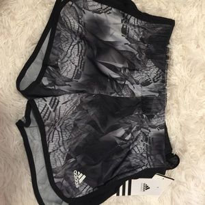 Shorts black and grey design