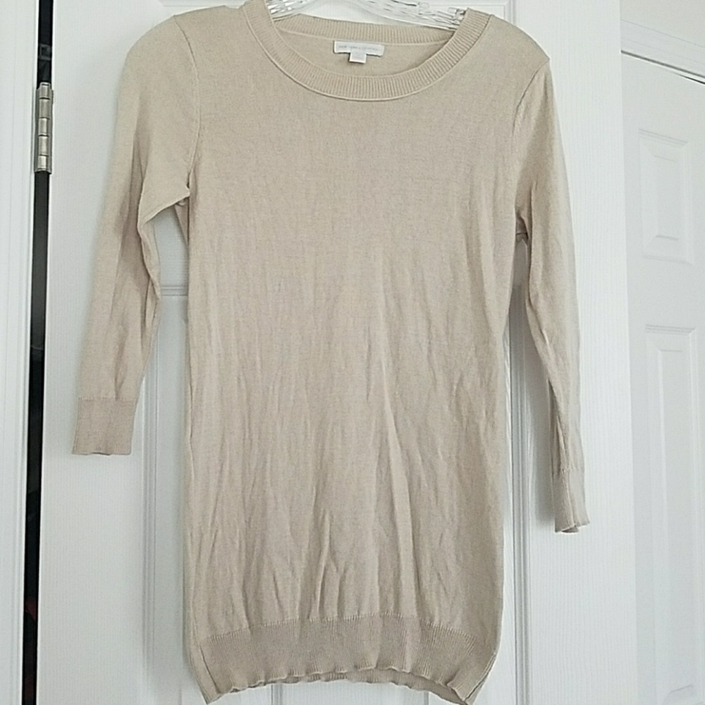 New York and Company 3/4 sleeve sweater