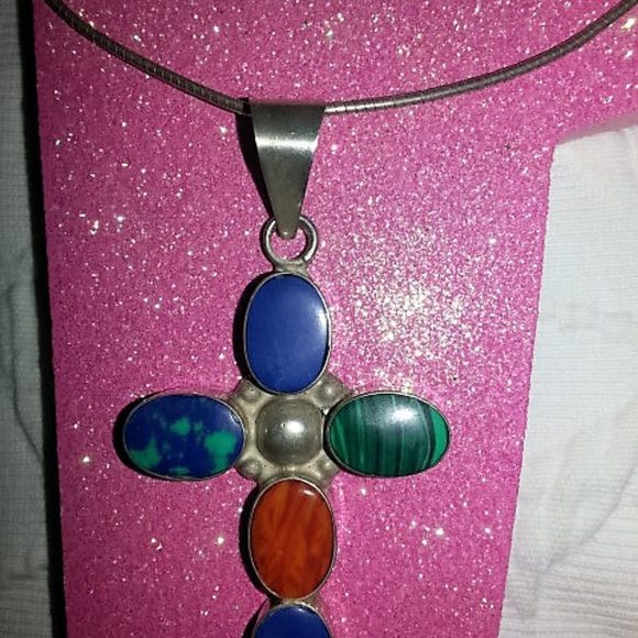 Sterling Silver Cross Earrings, Pendant & Necklace - Picture 2 of 6