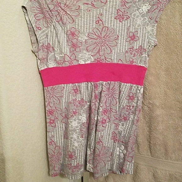 Top - Picture 3 of 3