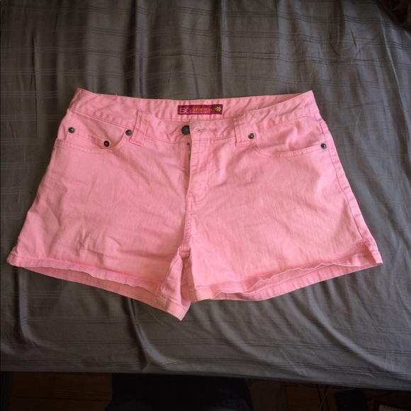 SO Pants - SO Stretch Pink Shorts