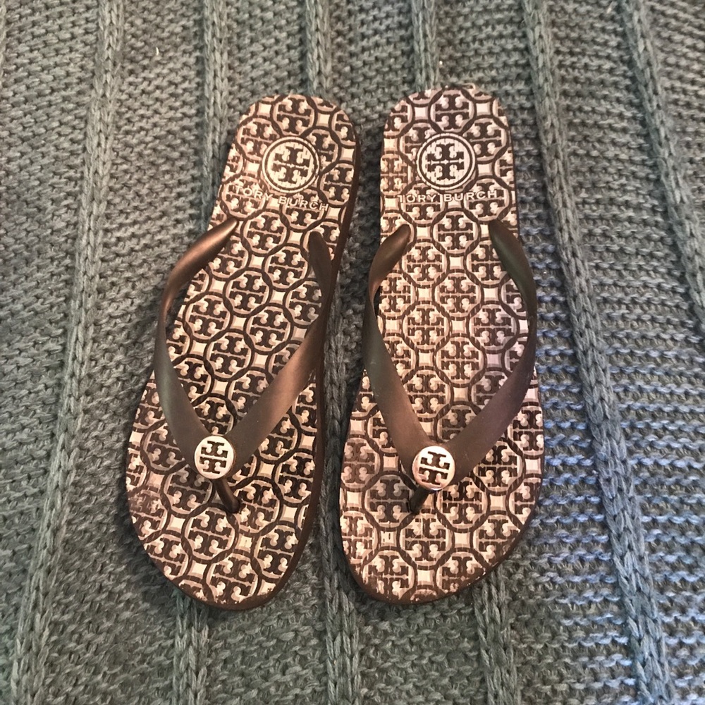 Tory butch flip flops